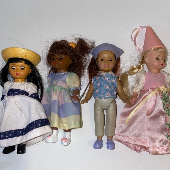 Madame Alexander McDonald’s toys Lot of 28 - Picture 9 of 11